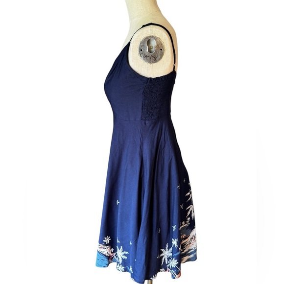 Old Navy Y2K Tropical Beach Scene Strappy A-line Knee Length Navy Sundress Sz S - Picture 3 of 5